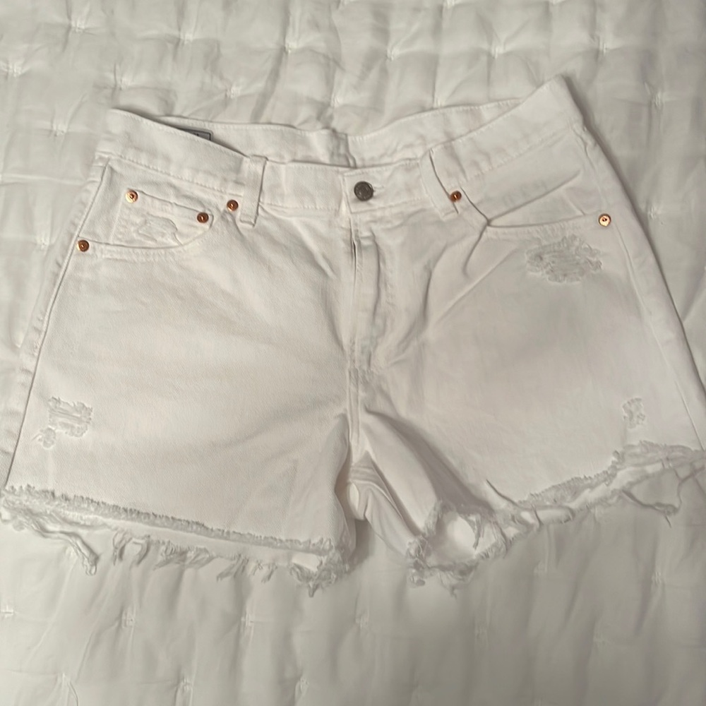 Gap White Low Stride Short